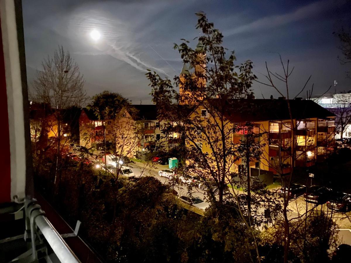 2 Zimmer Wohnung Im Herzen Von Braunschweig Bagian luar foto
